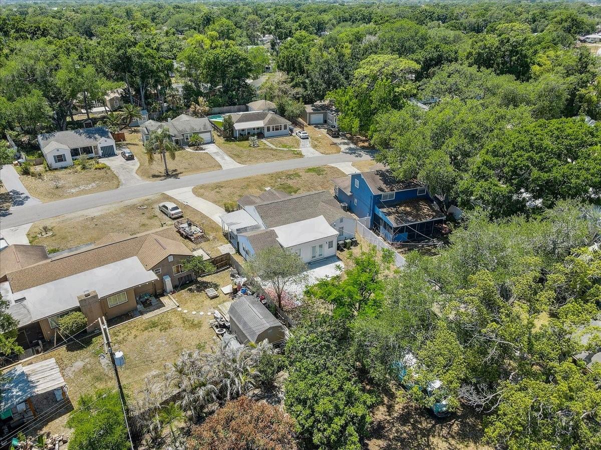 Image 46 of 48 For 911 Candlewood Avenue