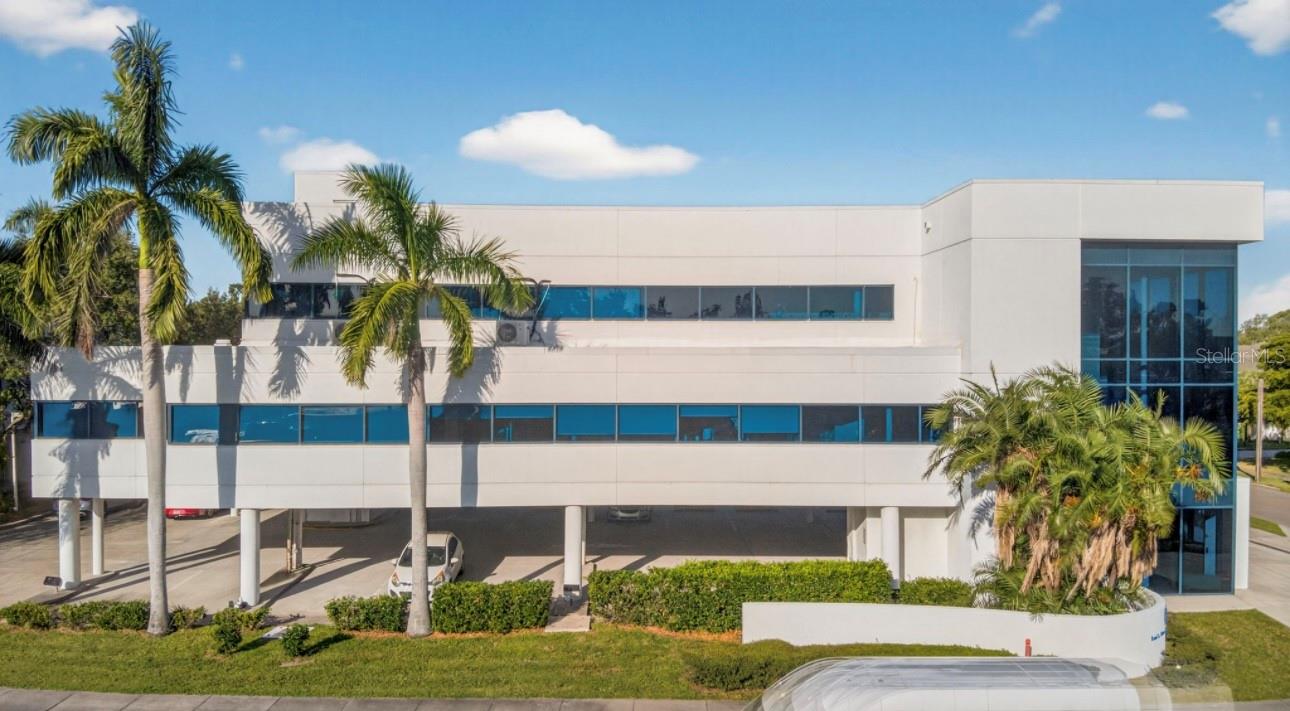 Listing photo id 0 for Address Not Provided