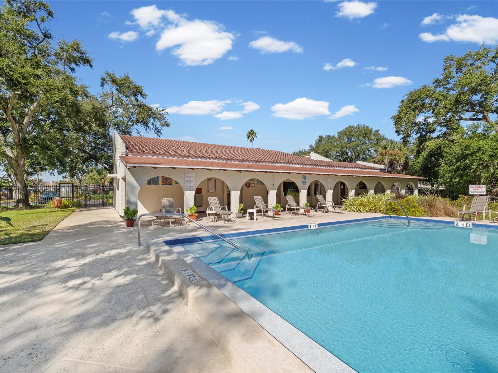 Image 39 of 60 For 2650 Pearce Drive 403