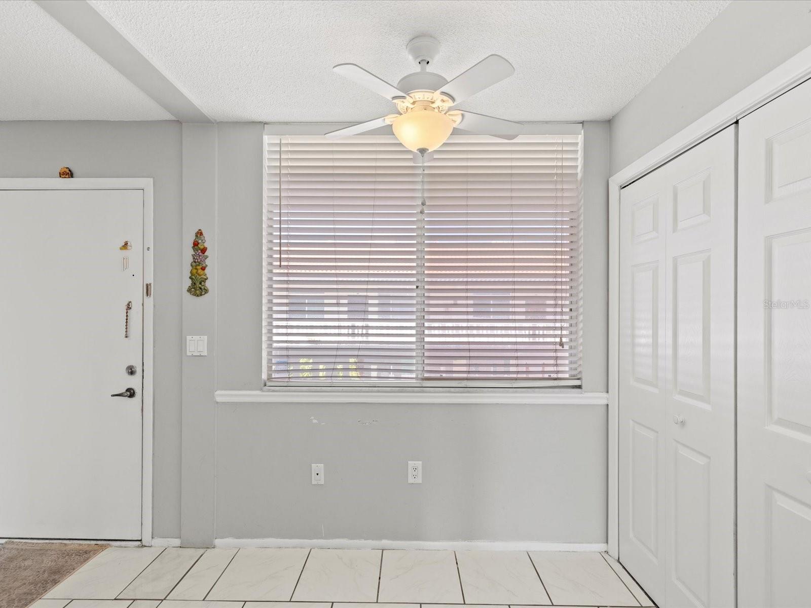 Image 7 of 60 For 2650 Pearce Drive 403