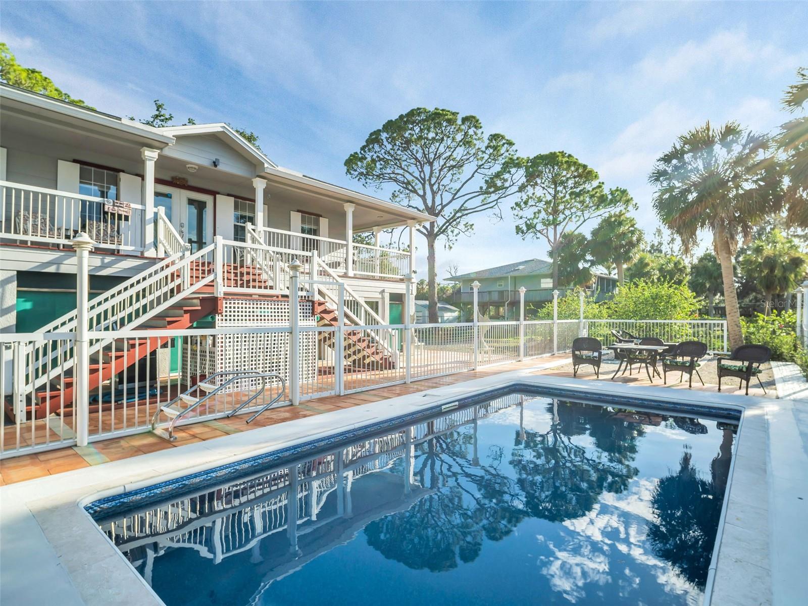 Image 8 of 92 For 4915 South Road