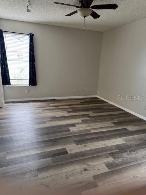 Listing photo id 16 for 1509 Wildfowl Place C