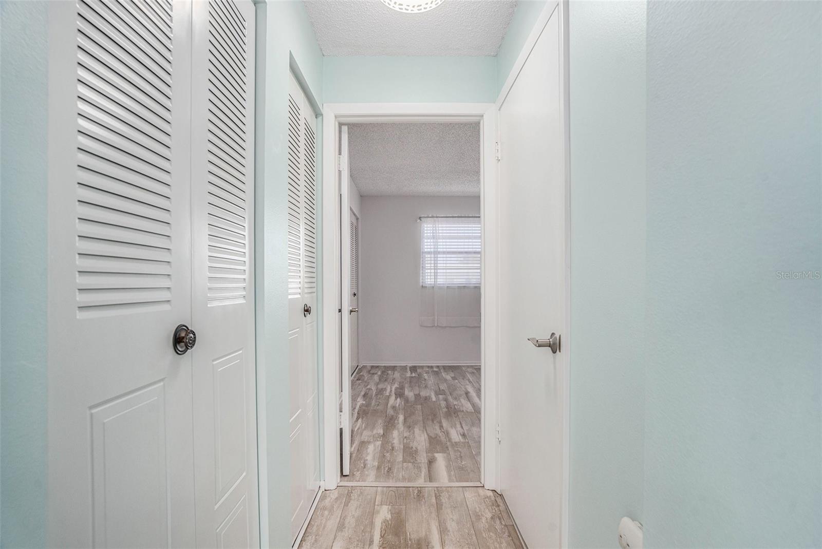 Image 16 of 35 For 5971 Terrace Park Drive N 307