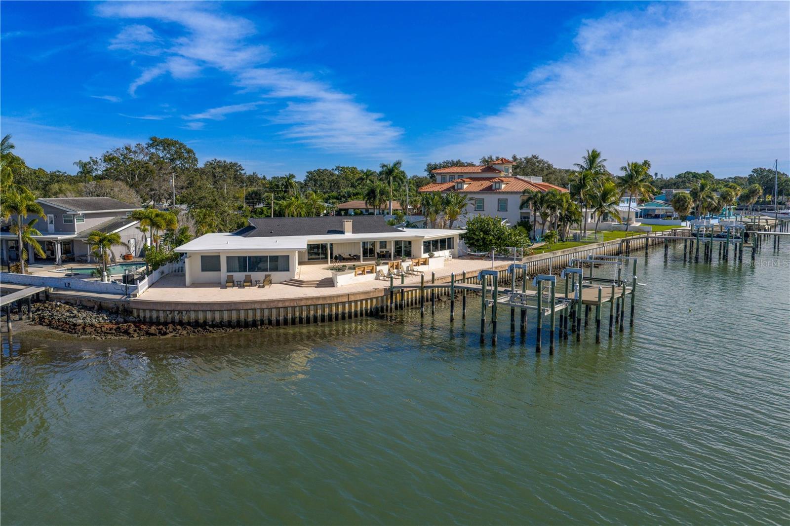 Listing photo id 1 for 2970 68th Avenue S