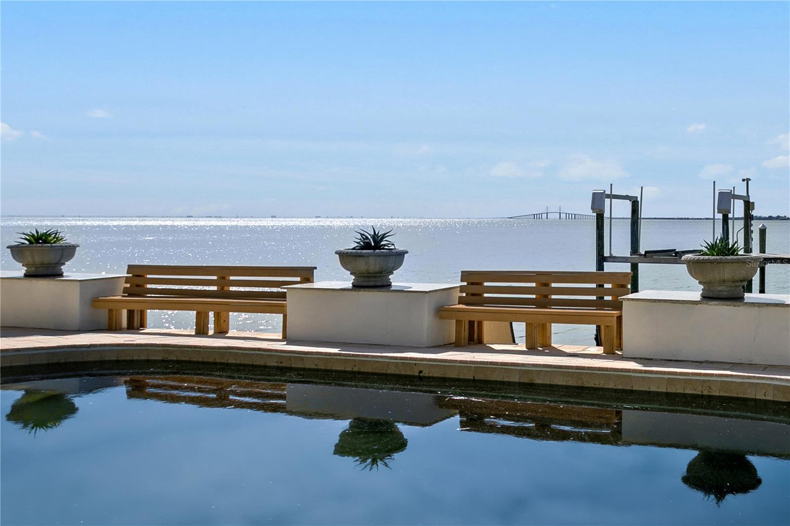 Listing photo id 29 for 2970 68th Avenue S