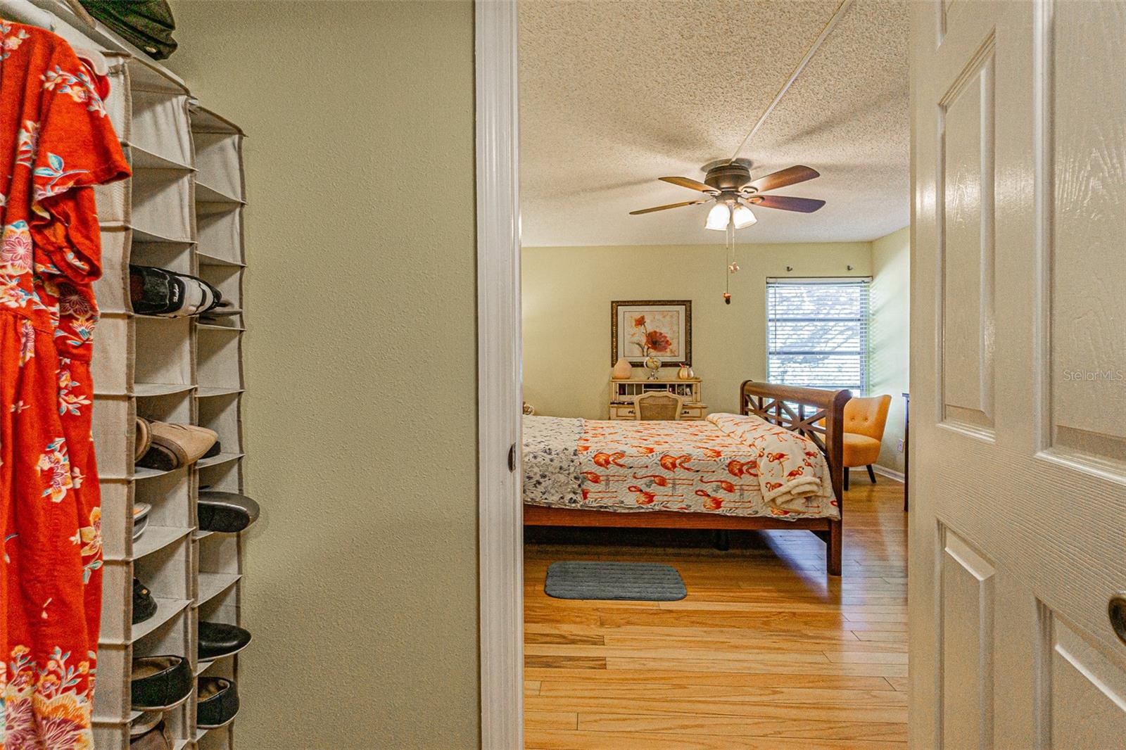 Image 17 of 35 For 2302 Manhattan Avenue 219