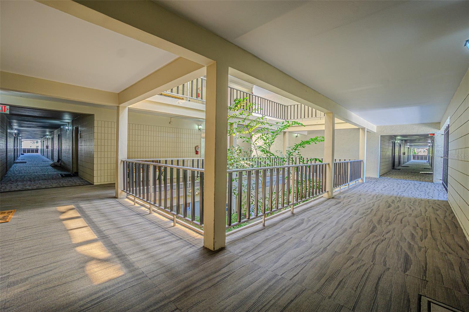 Image 27 of 35 For 2302 Manhattan Avenue 219