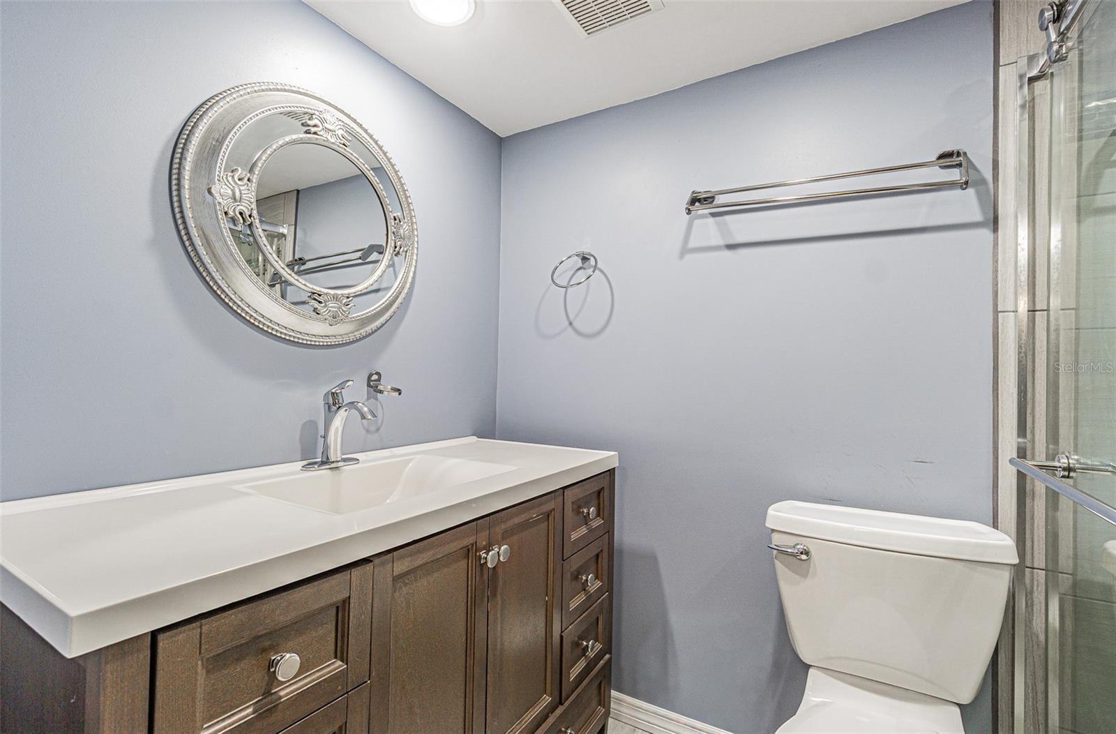 Image 7 of 35 For 2302 Manhattan Avenue 219