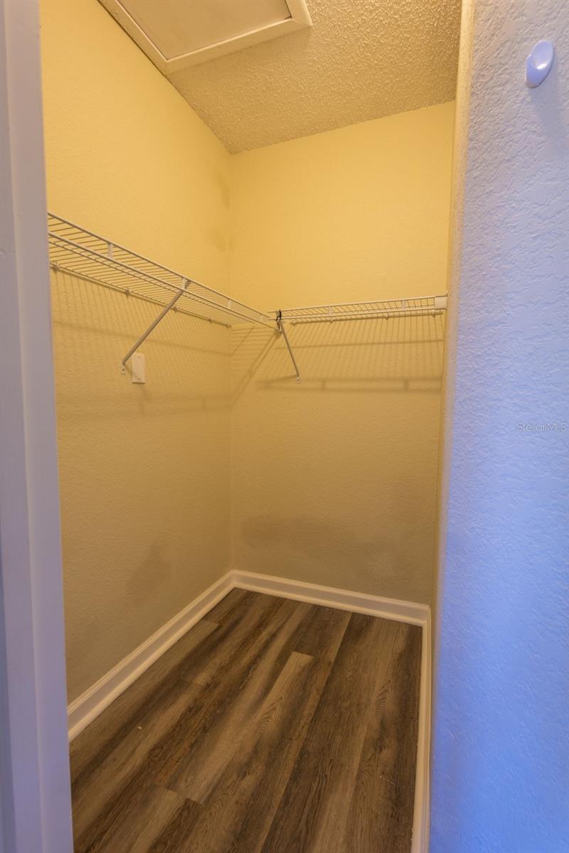 Image 11 of 27 For 10199 Sailwinds Boulevard S 203