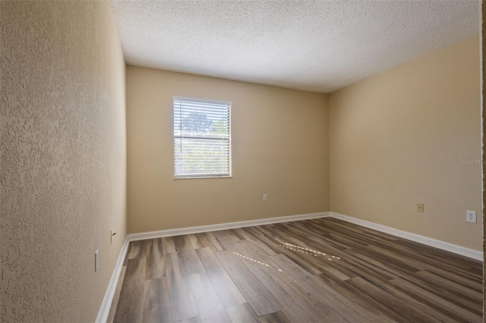 Image 17 of 27 For 10199 Sailwinds Boulevard S 203