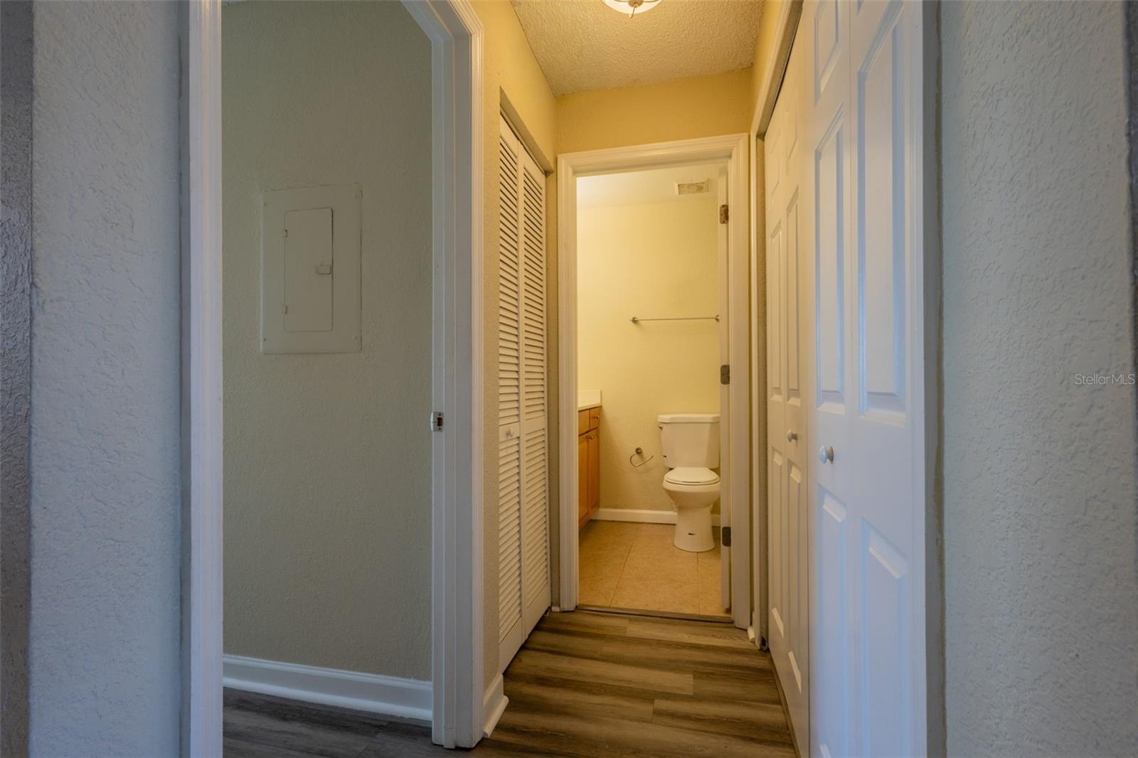 Image 21 of 27 For 10199 Sailwinds Boulevard S 203