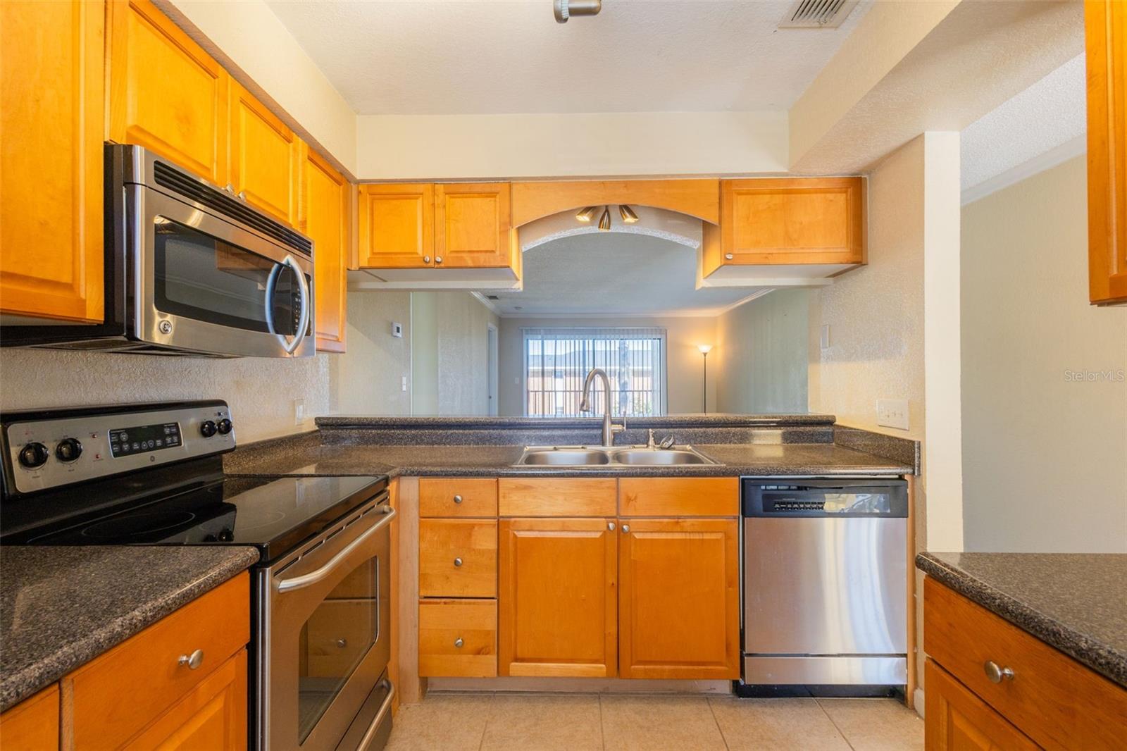 Image 5 of 27 For 10199 Sailwinds Boulevard S 203