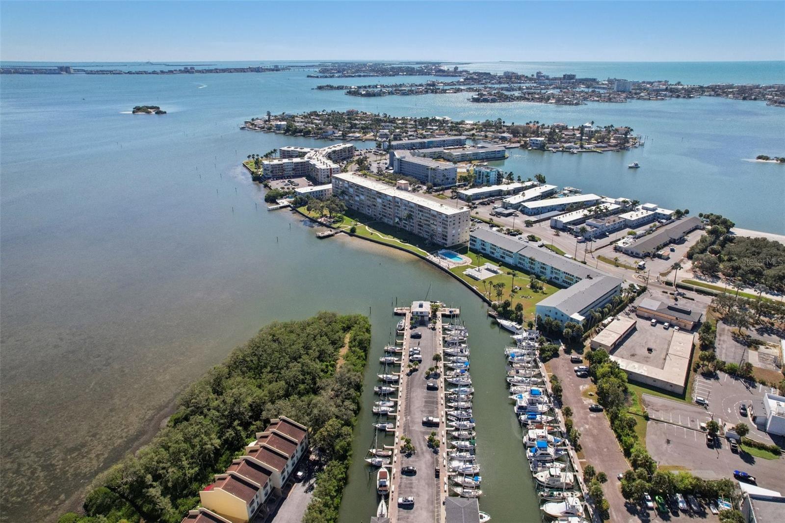 Image 36 of 36 For 1847 Shore Drive S 711