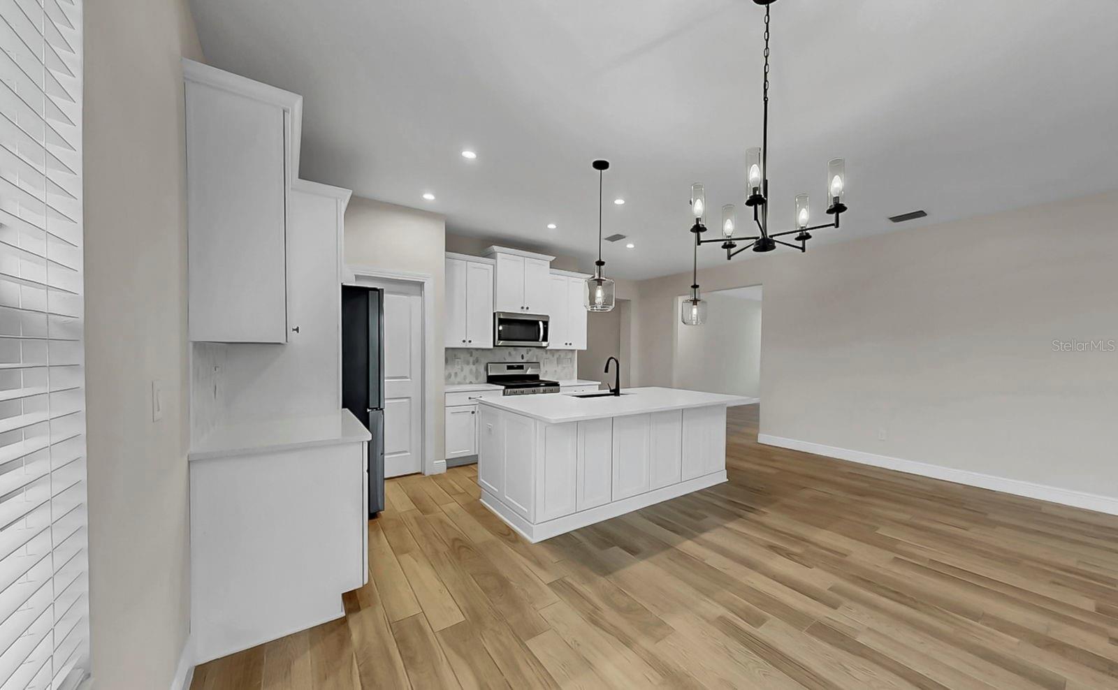 Image 10 of 57 For 5524 Del Coronado Drive