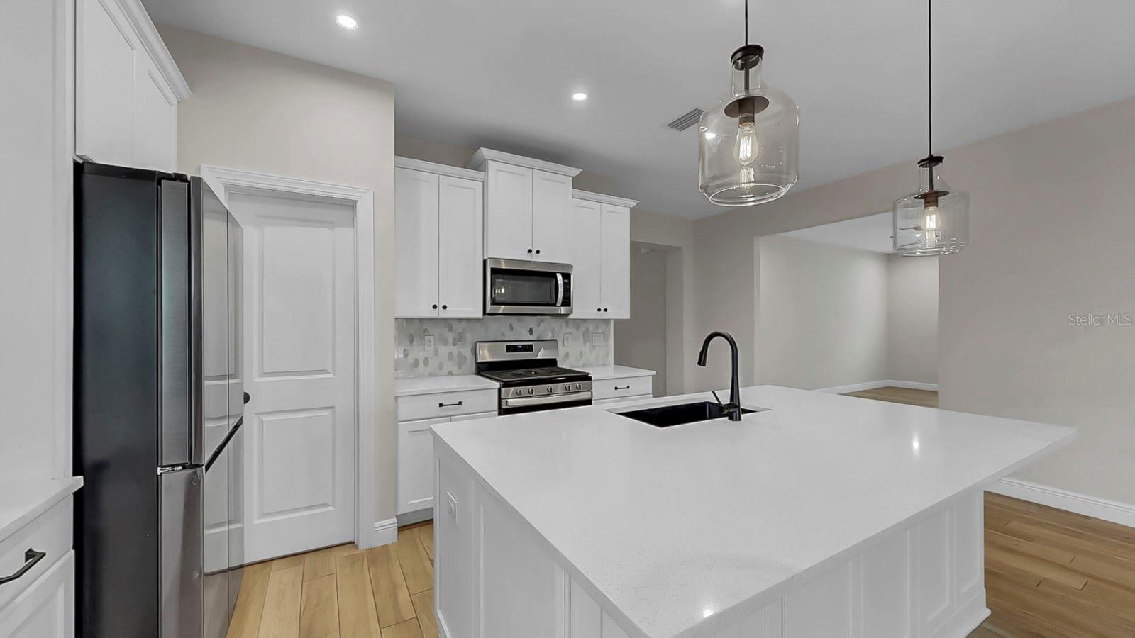 Image 12 of 57 For 5524 Del Coronado Drive