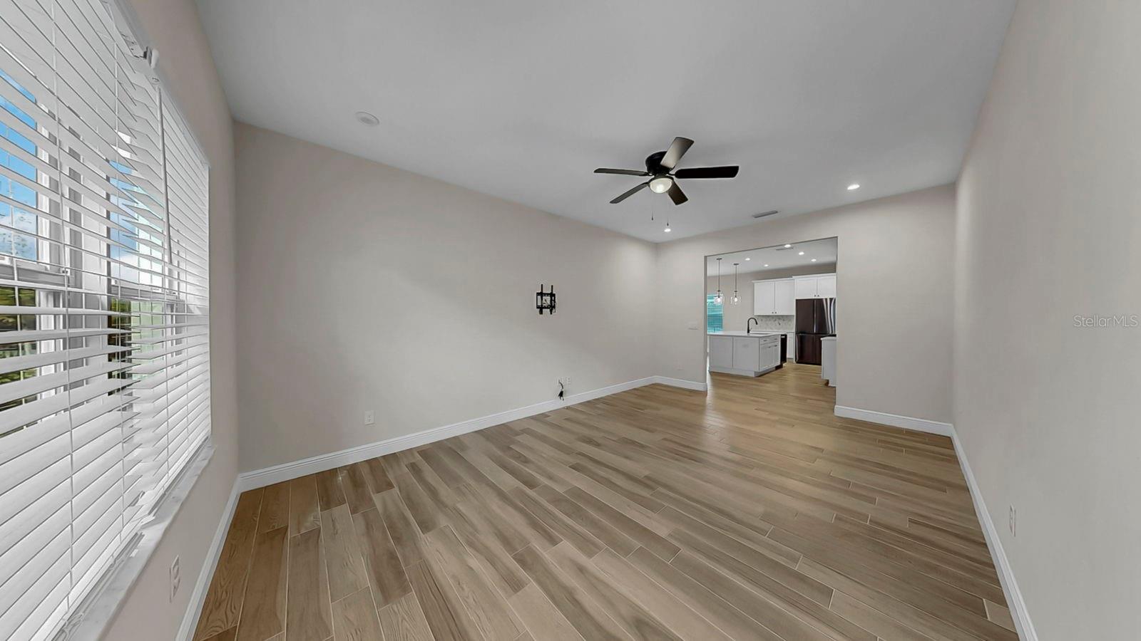 Image 39 of 57 For 5524 Del Coronado Drive