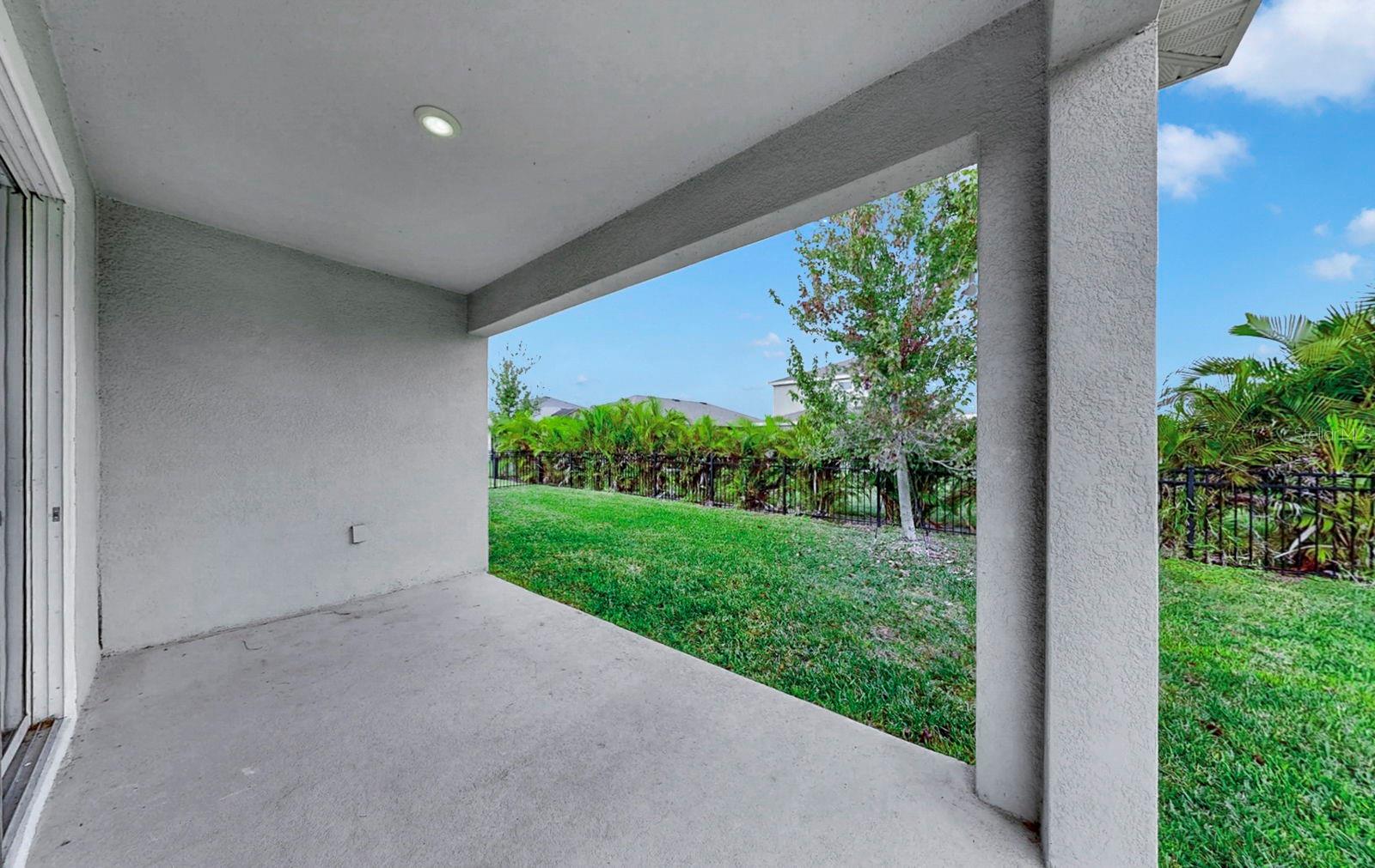 Image 43 of 57 For 5524 Del Coronado Drive