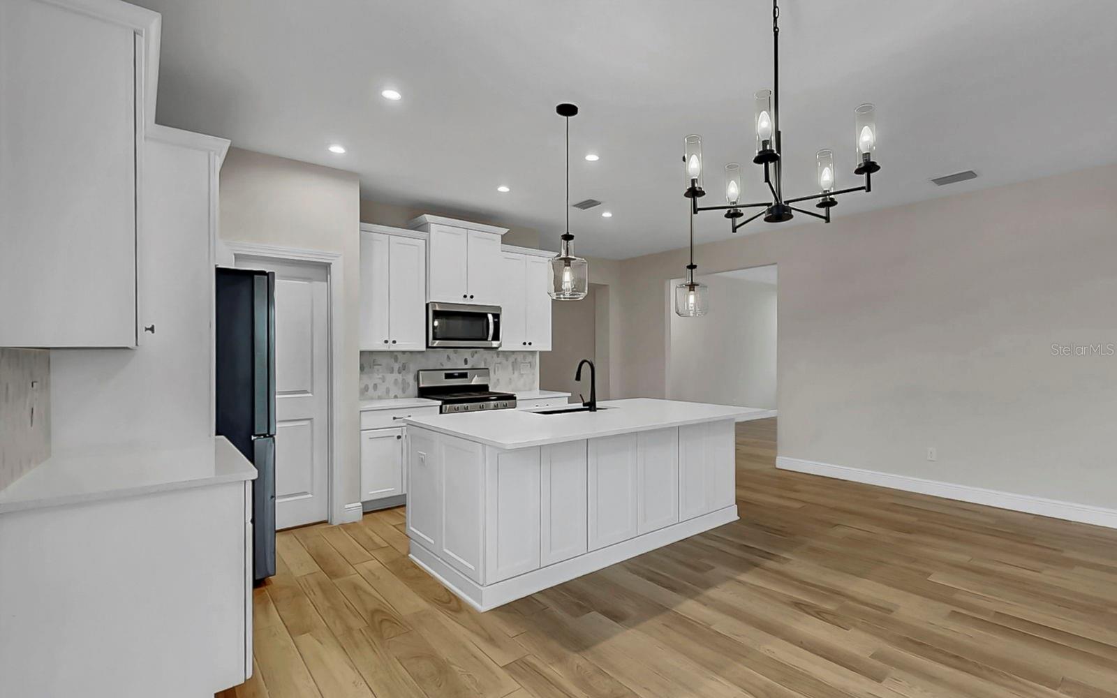 Image 9 of 57 For 5524 Del Coronado Drive