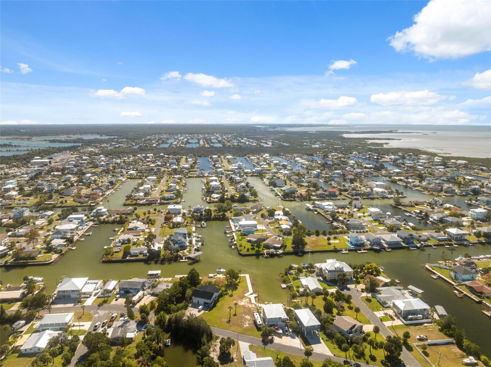 Listing photo id 29 for 3616 Flamingo Boulevard