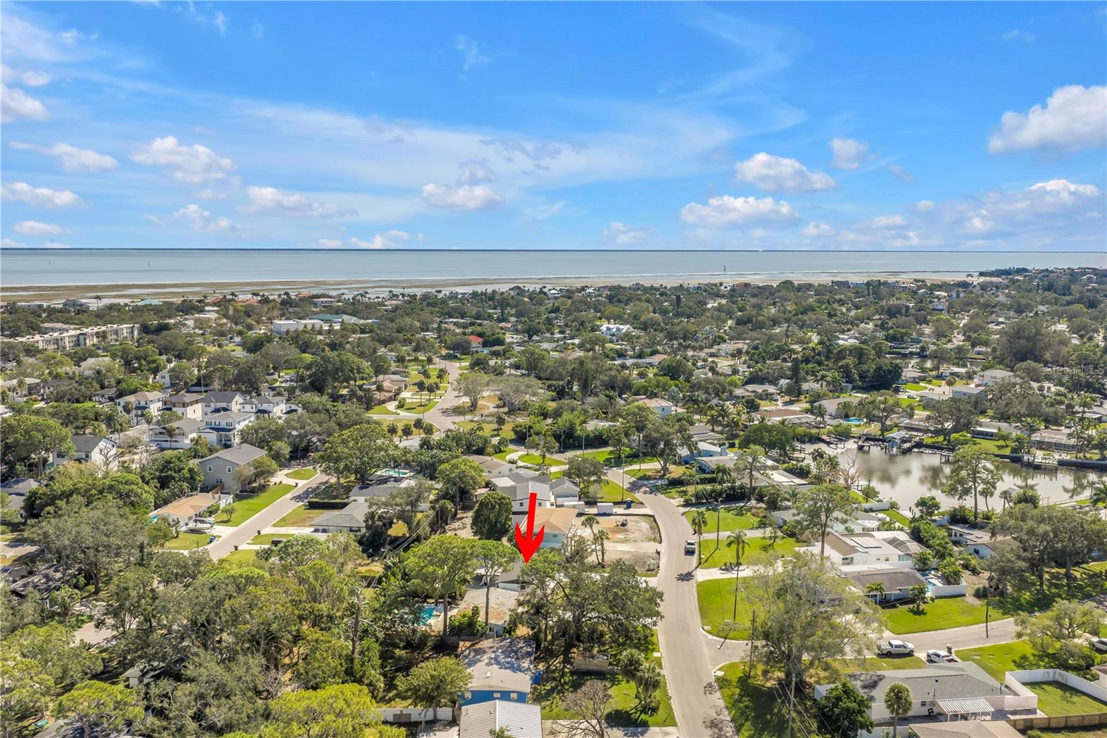 Image 34 of 39 For 4891 Venetian Boulevard Ne