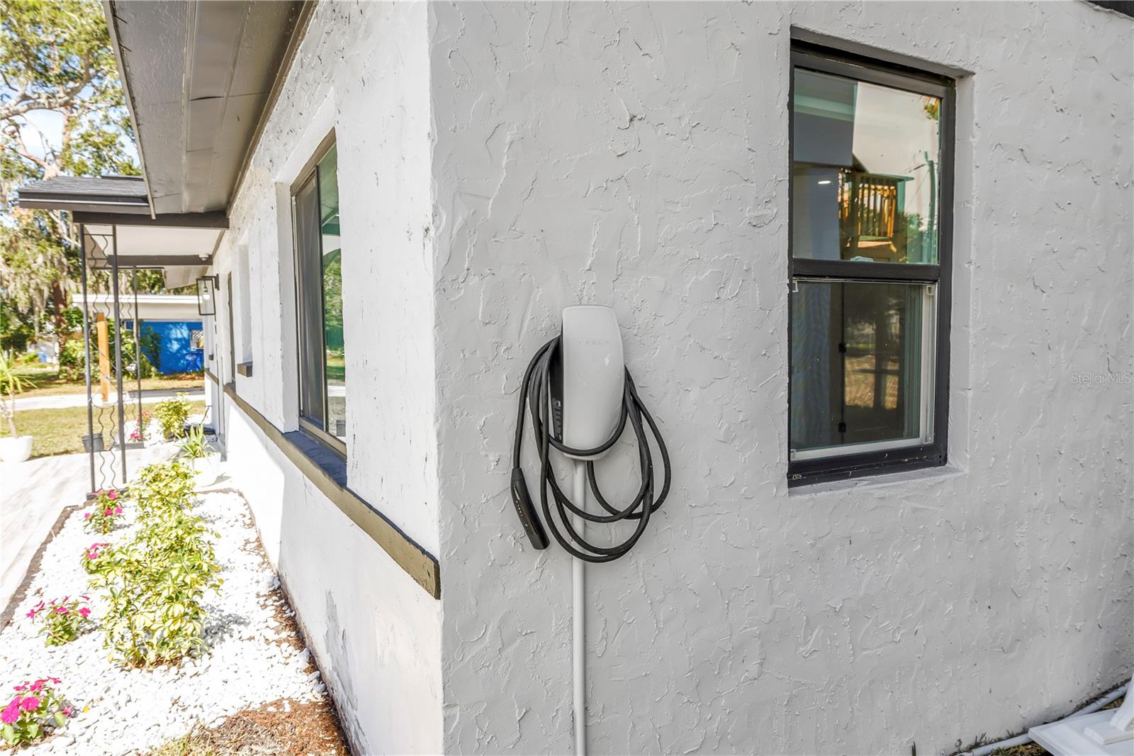 Image 35 of 39 For 4891 Venetian Boulevard Ne