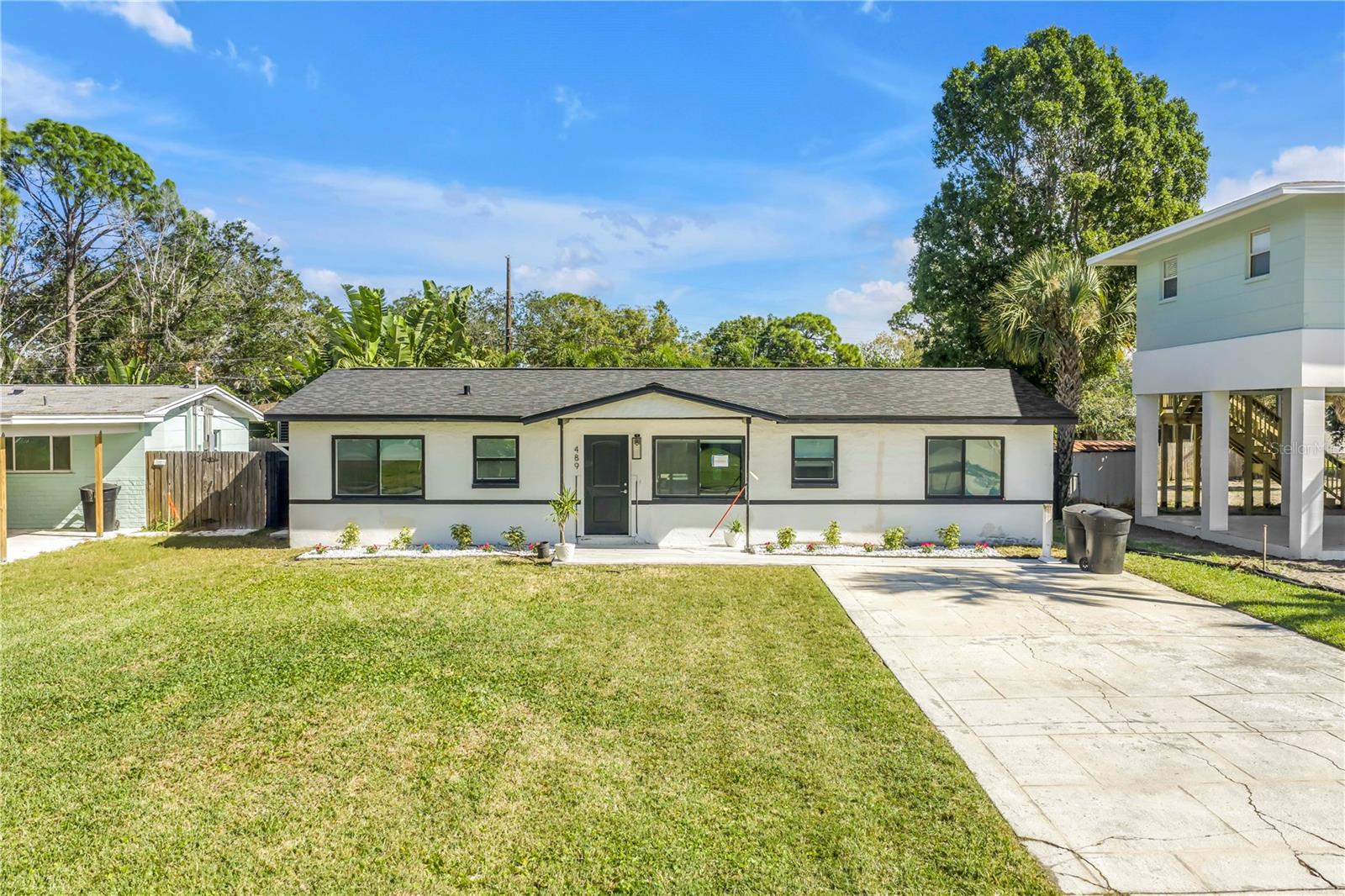 Image 36 of 39 For 4891 Venetian Boulevard Ne