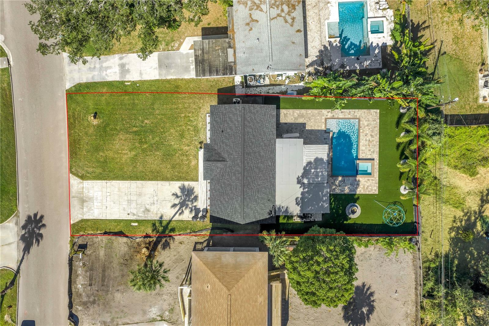 Image 37 of 39 For 4891 Venetian Boulevard Ne