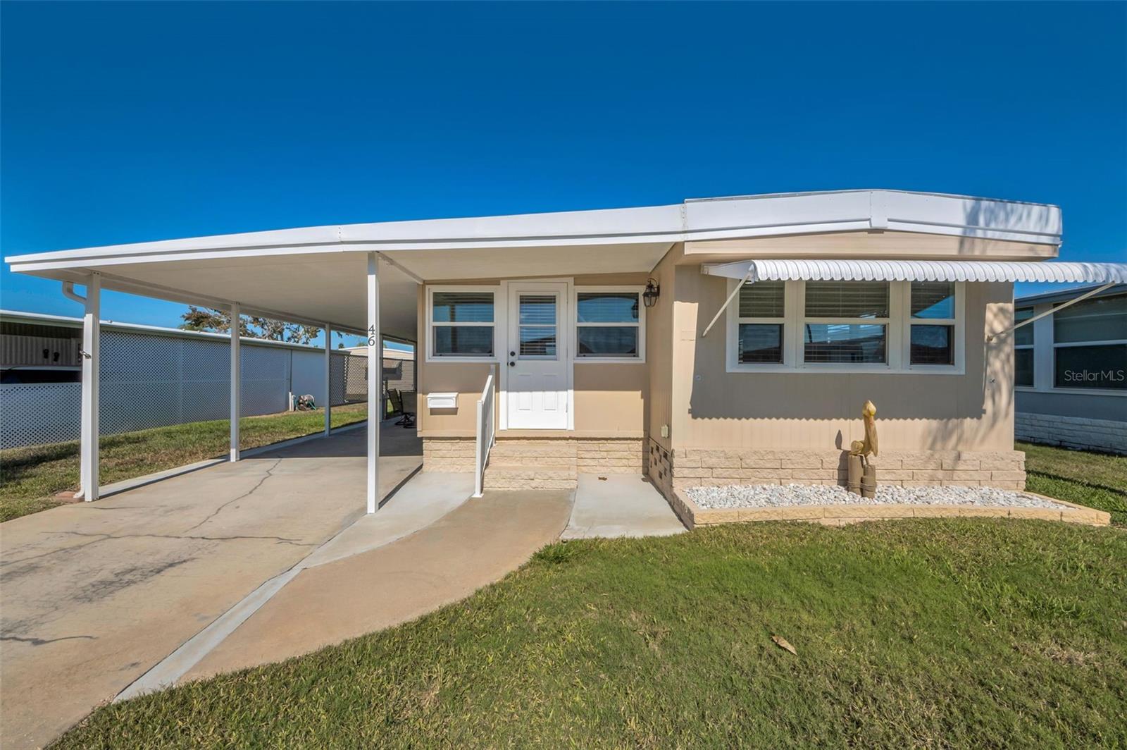 Details for 46 Drury Lane, TARPON SPRINGS, FL 34689