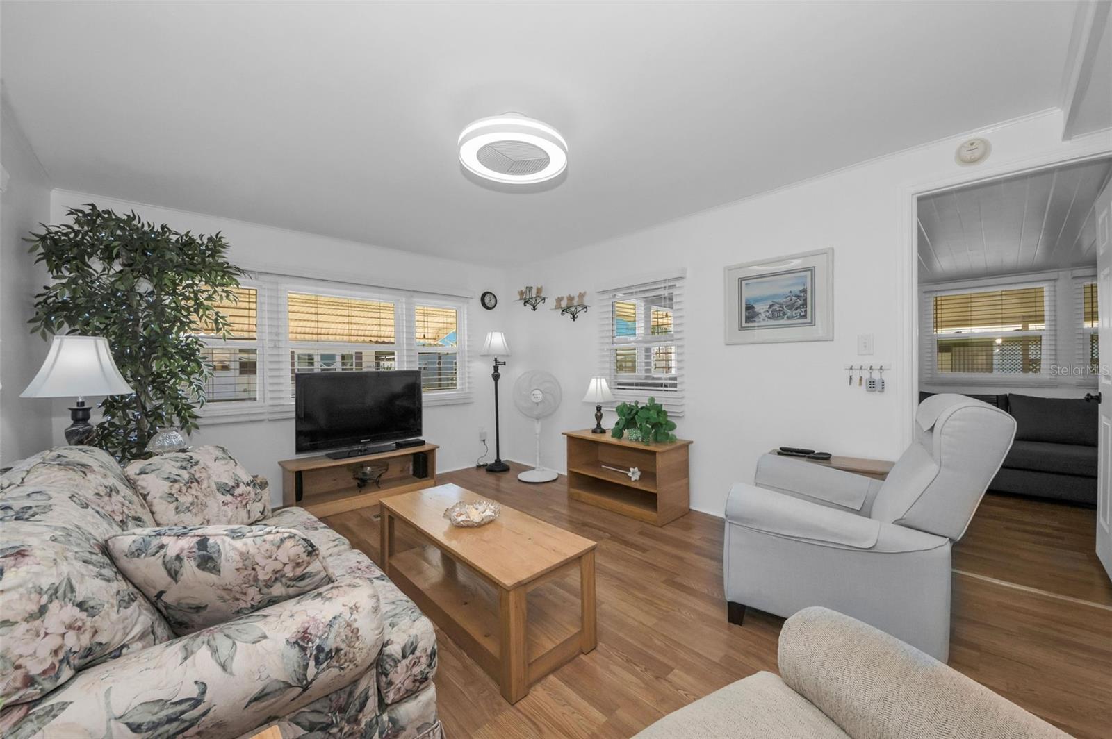 Image 19 of 81 For 46 Drury Lane