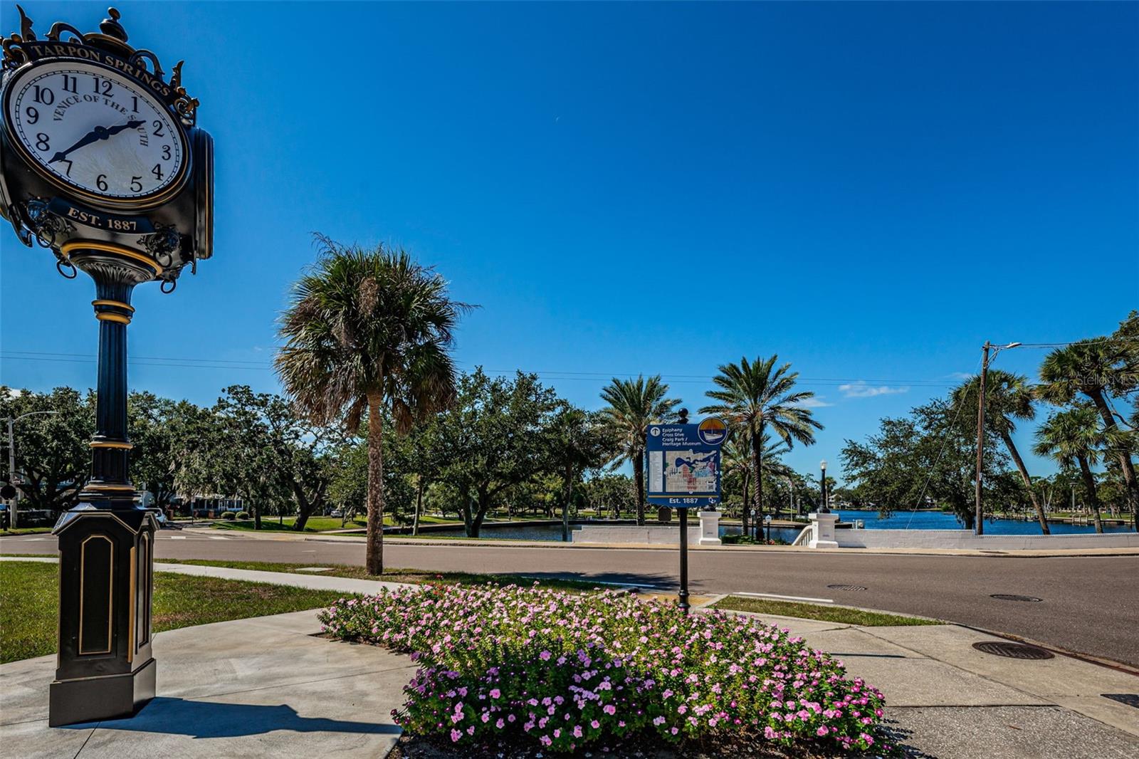 Image 63 of 81 For 46 Drury Lane