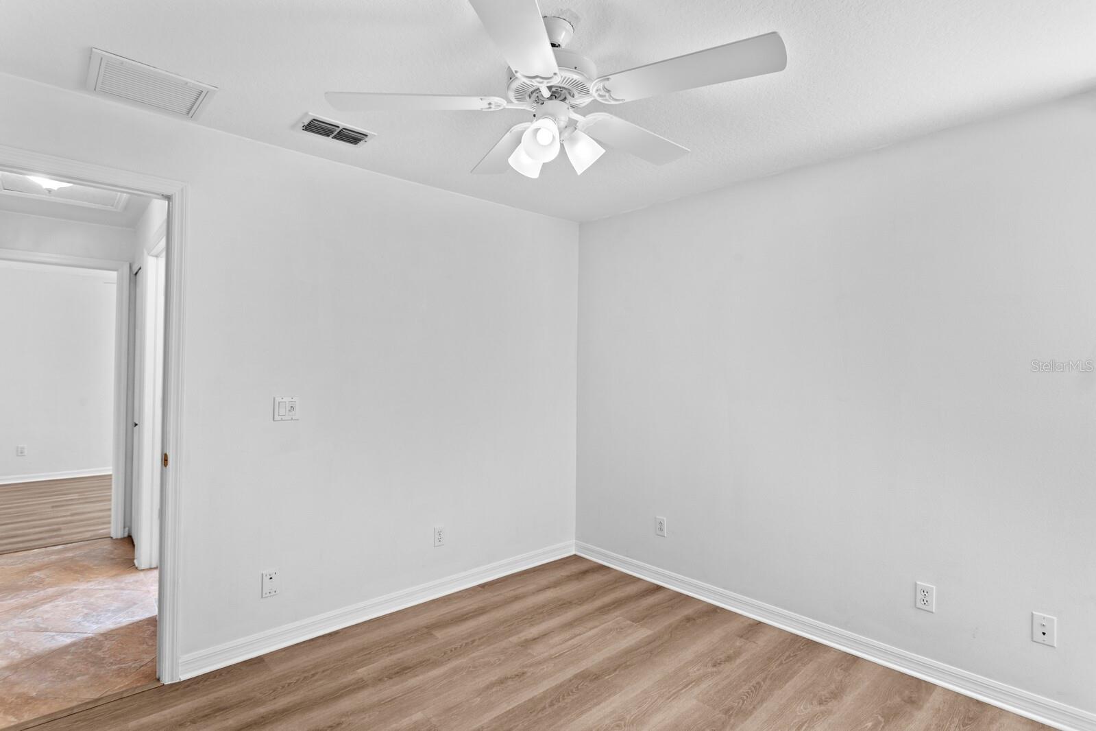 Image 27 of 49 For 29321 Yarrow Drive