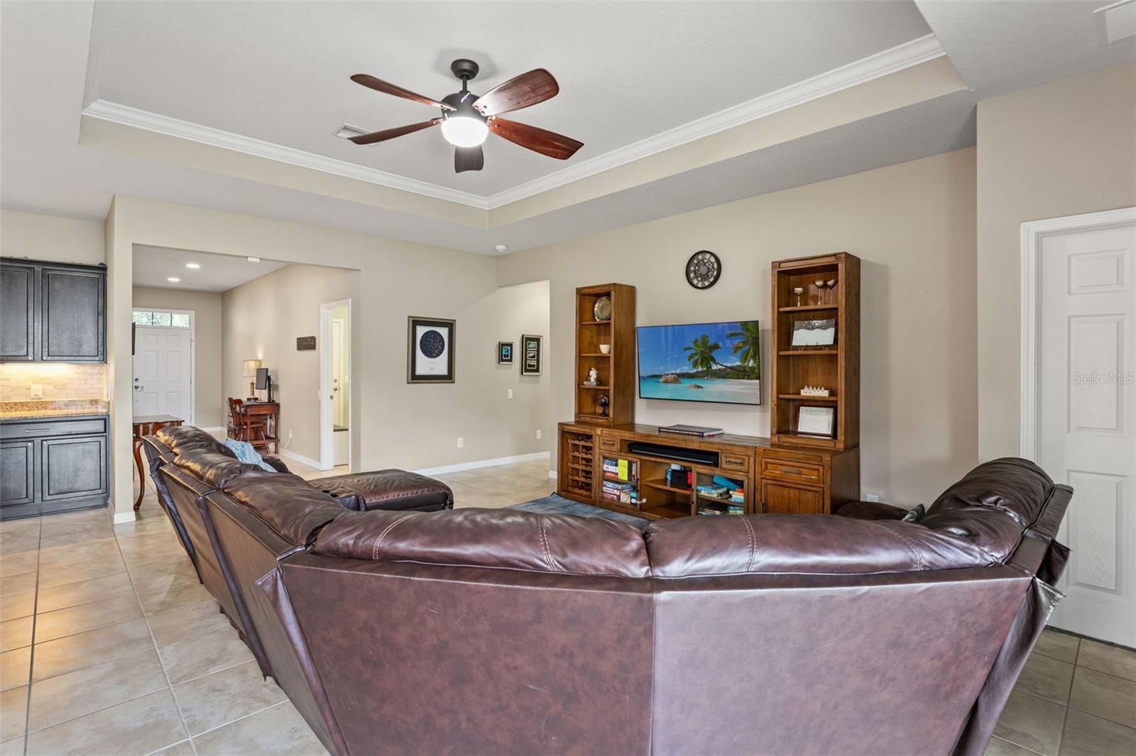 Image 11 of 47 For 2226 Landside Drive