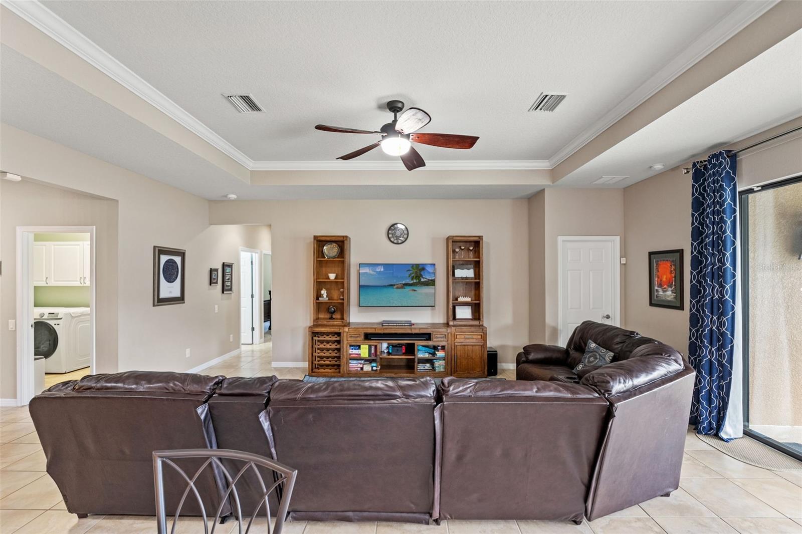 Image 12 of 47 For 2226 Landside Drive