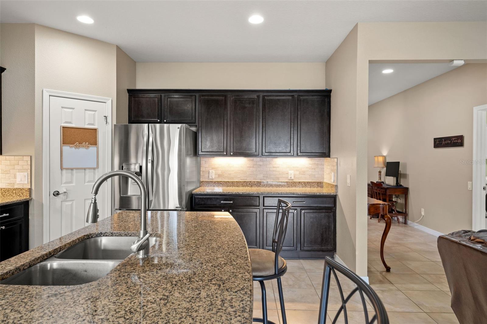 Image 17 of 47 For 2226 Landside Drive