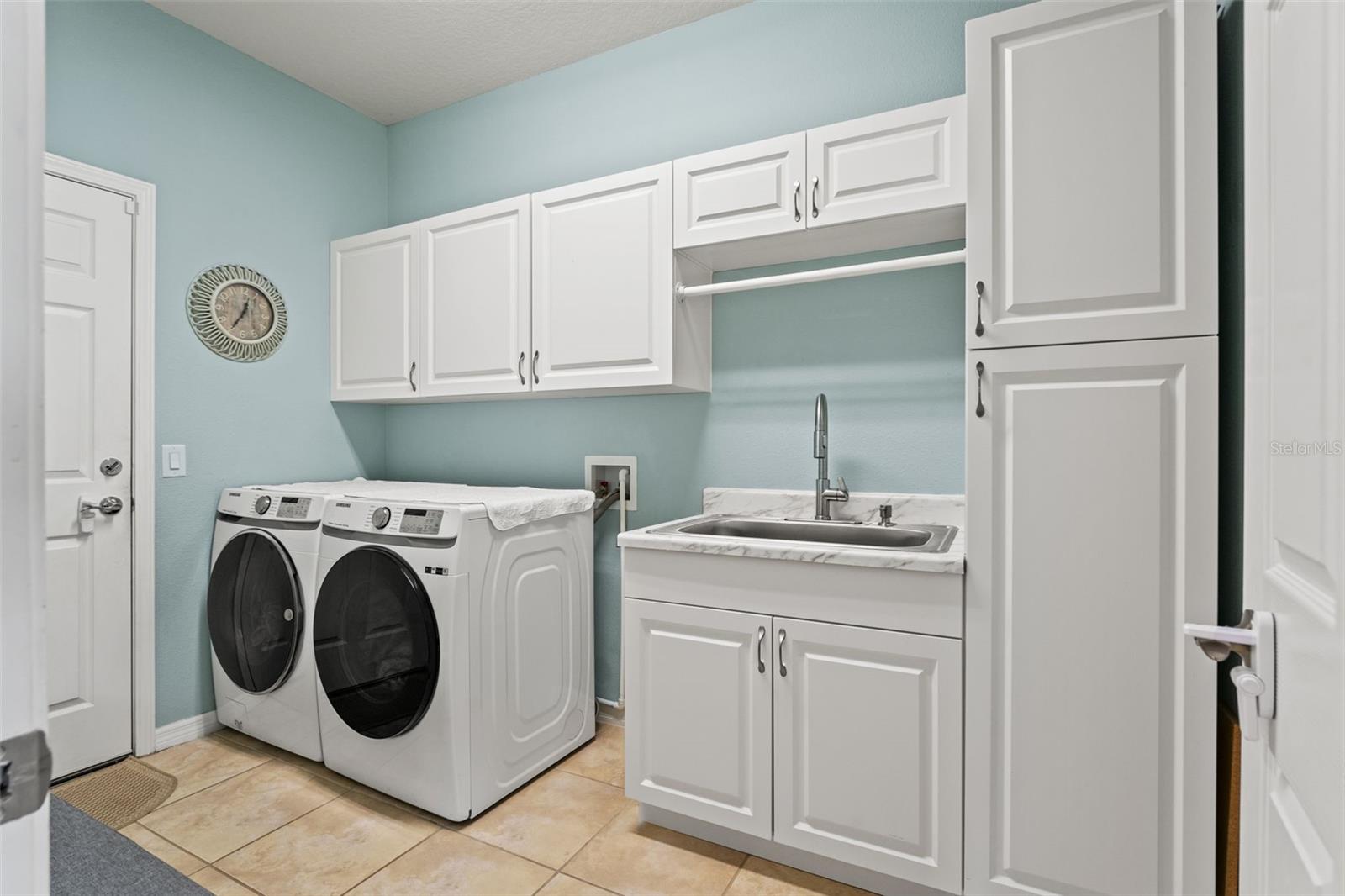 Image 38 of 47 For 2226 Landside Drive