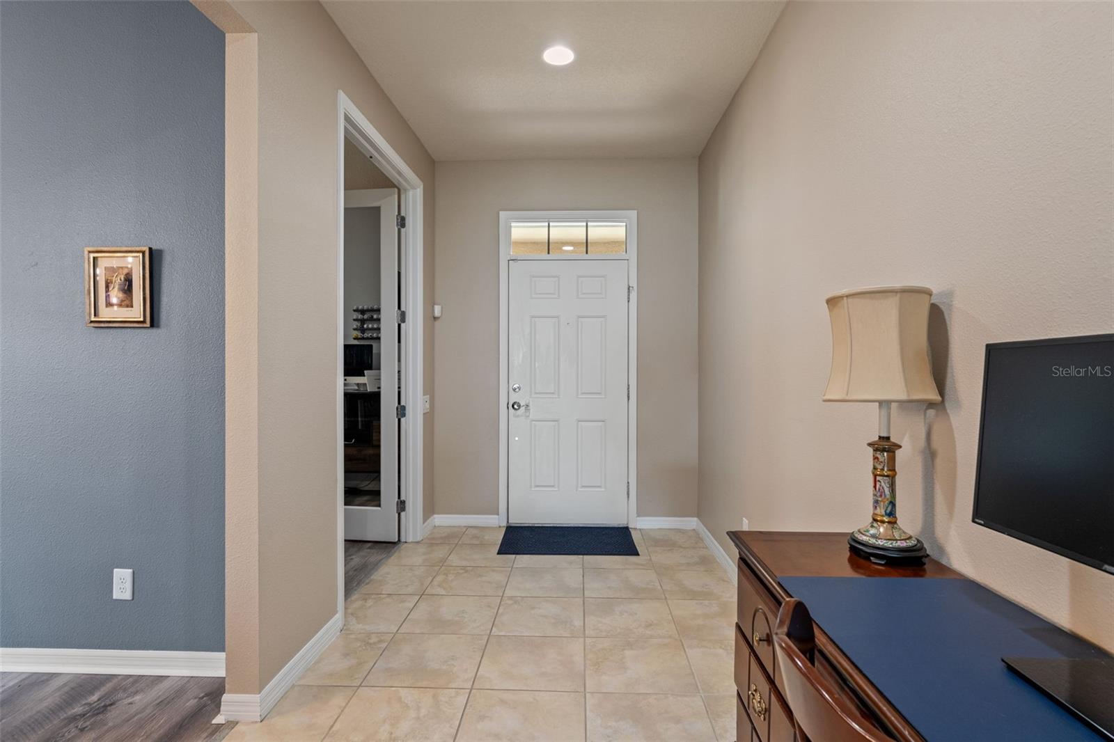 Image 8 of 47 For 2226 Landside Drive