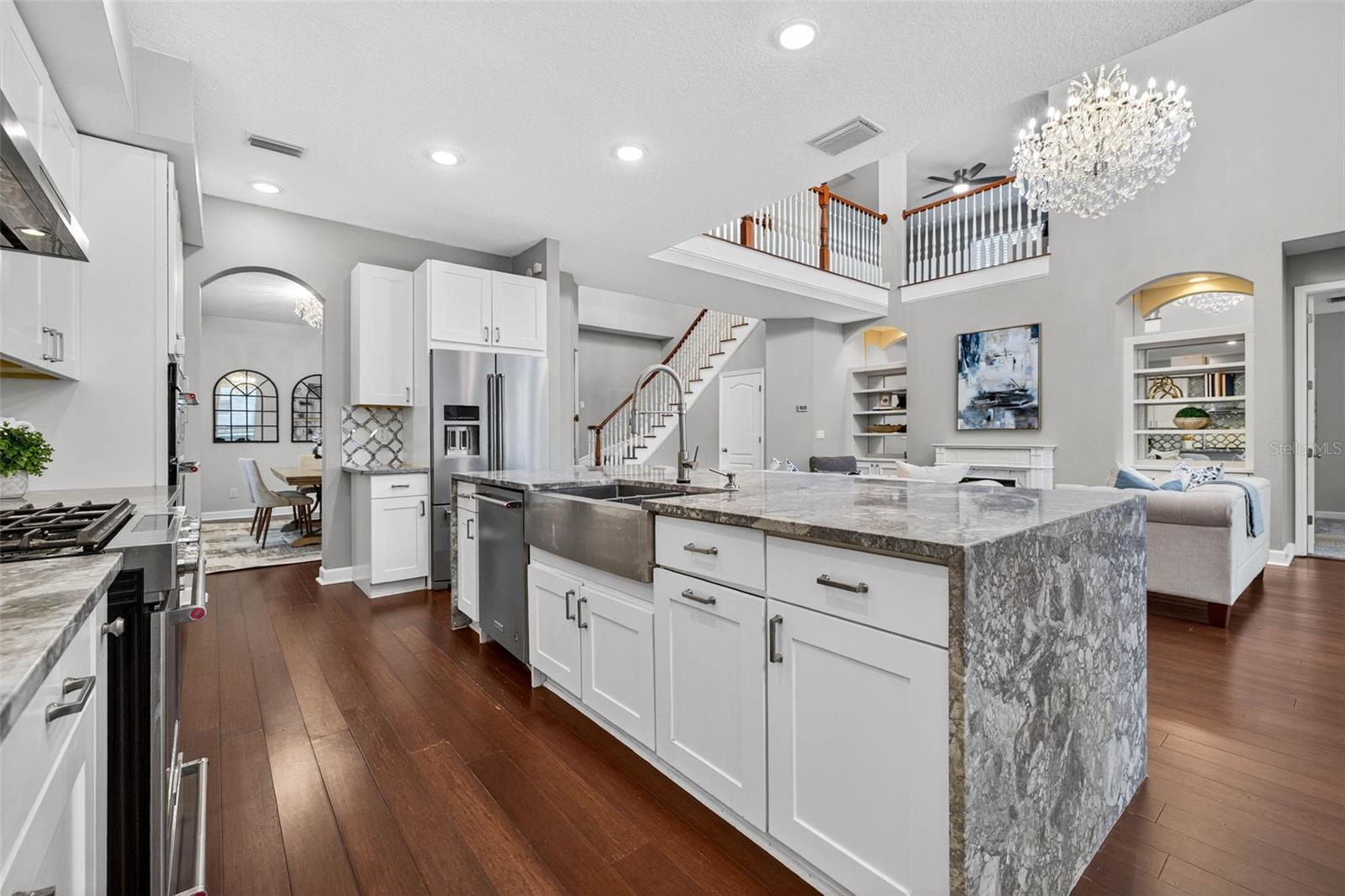 Listing photo id 18 for 9997 Sago Point Drive