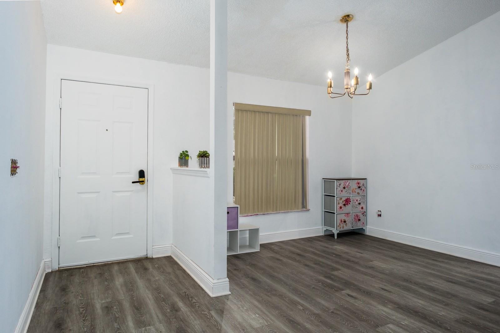 Image 3 of 24 For 516 Rapid Falls Drive