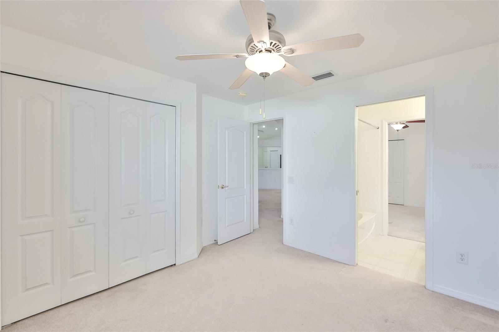 Image 18 of 49 For 13012 Bridleford Drive