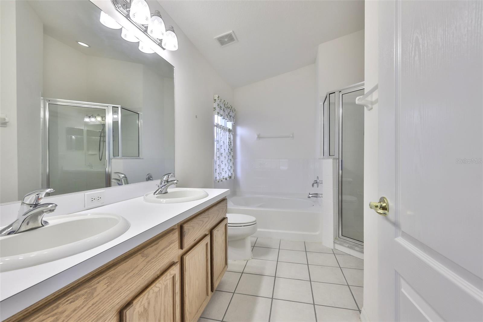 Image 21 of 49 For 13012 Bridleford Drive