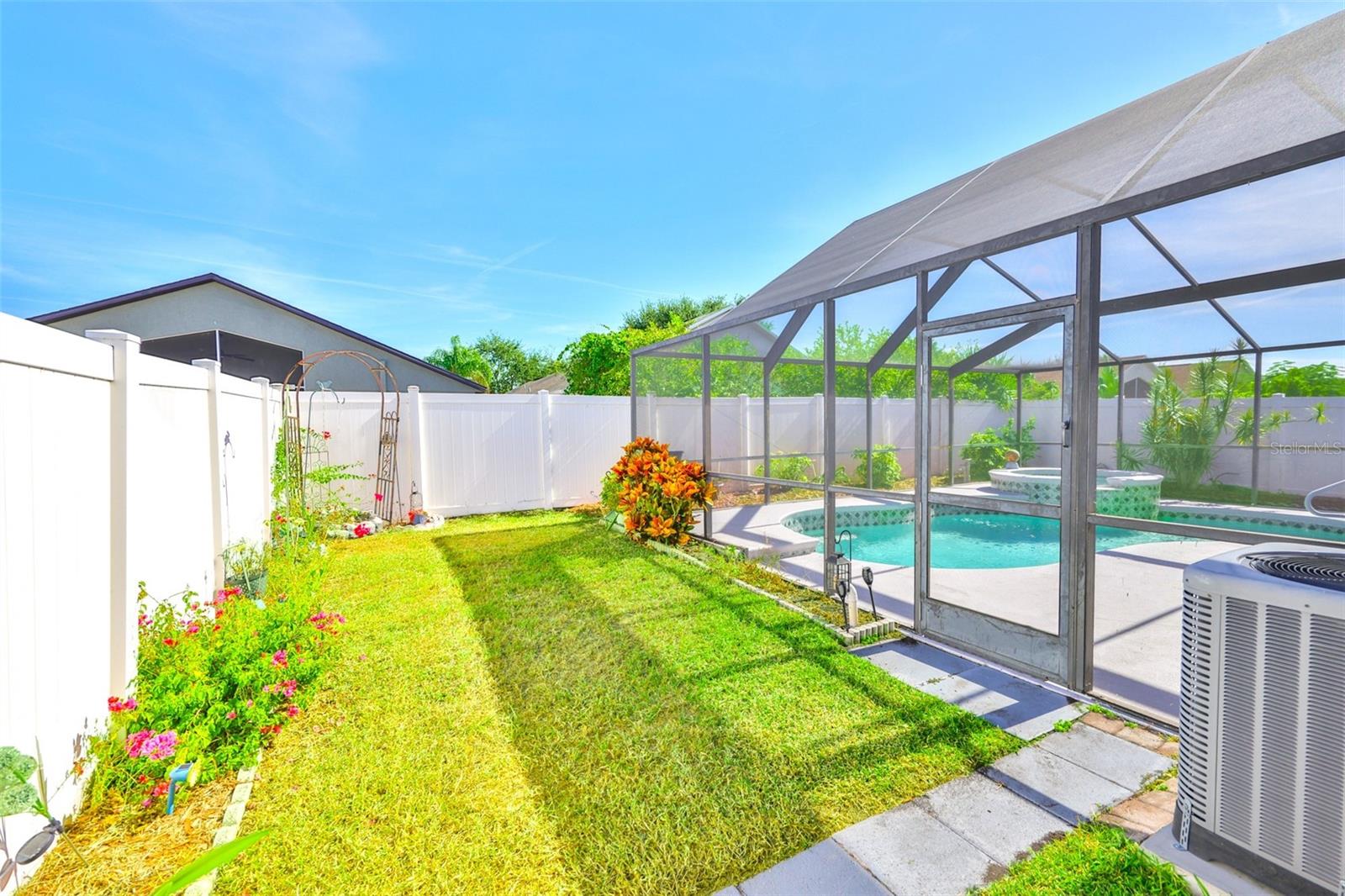 Image 38 of 49 For 13012 Bridleford Drive