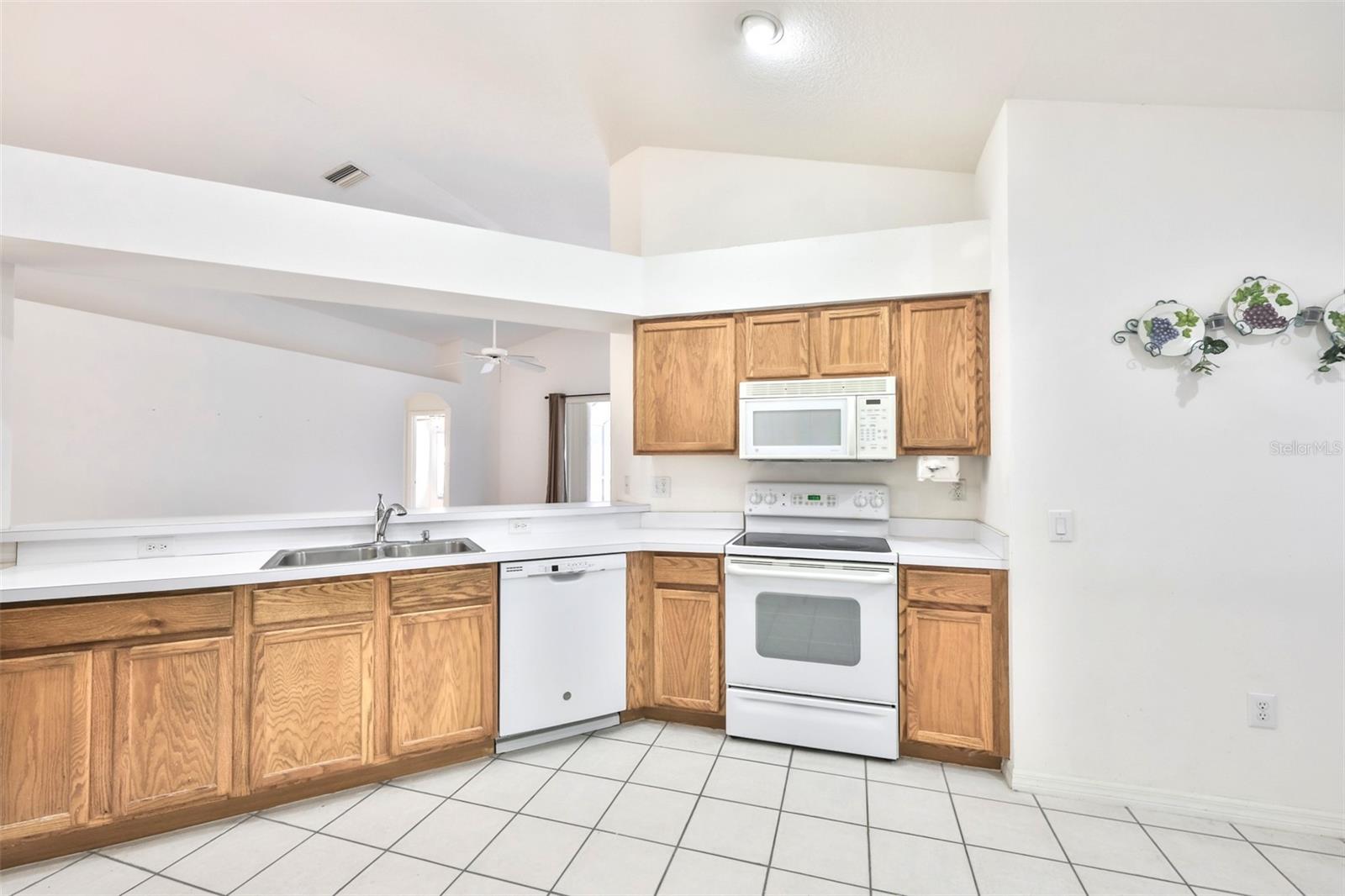 Image 8 of 49 For 13012 Bridleford Drive