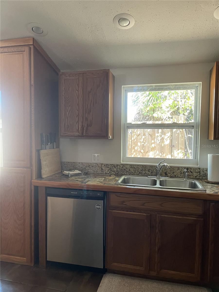 Image 14 of 37 For 5018 School Road