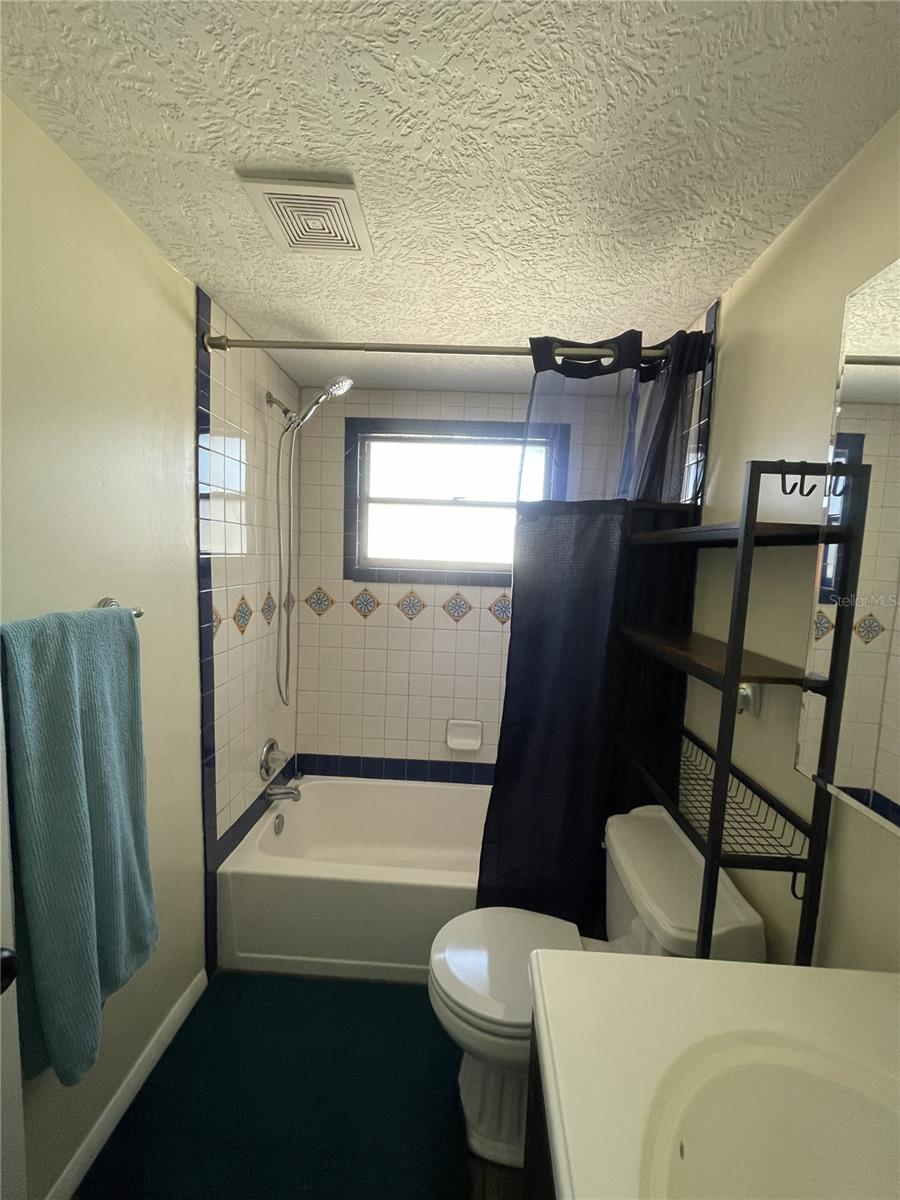 Image 26 of 37 For 5018 School Road