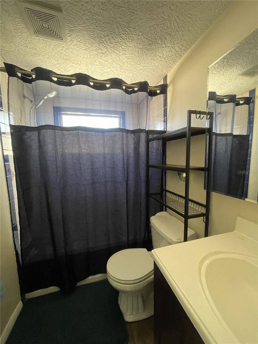 Image 28 of 37 For 5018 School Road