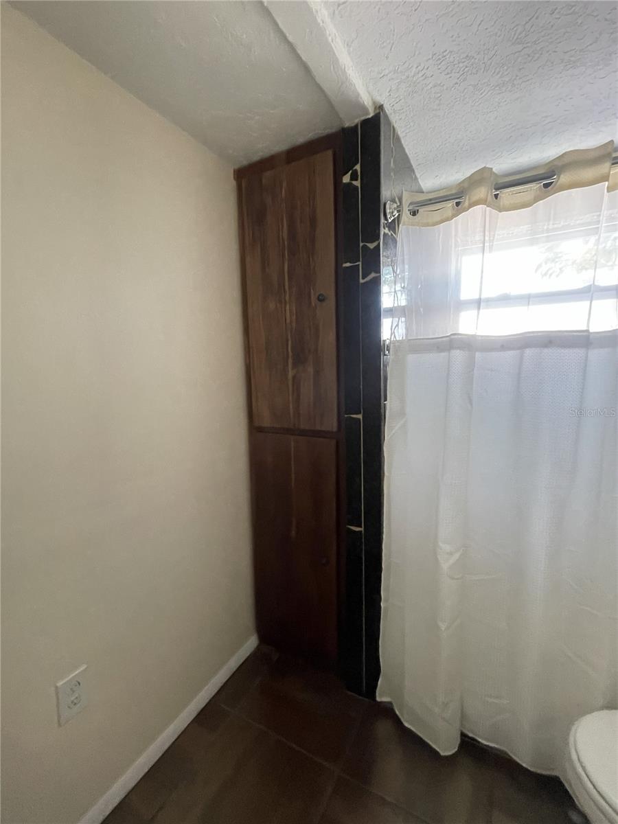 Image 31 of 37 For 5018 School Road