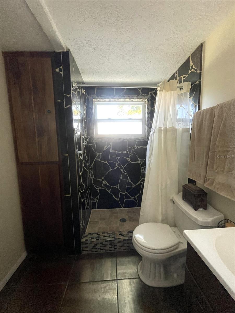 Image 32 of 37 For 5018 School Road