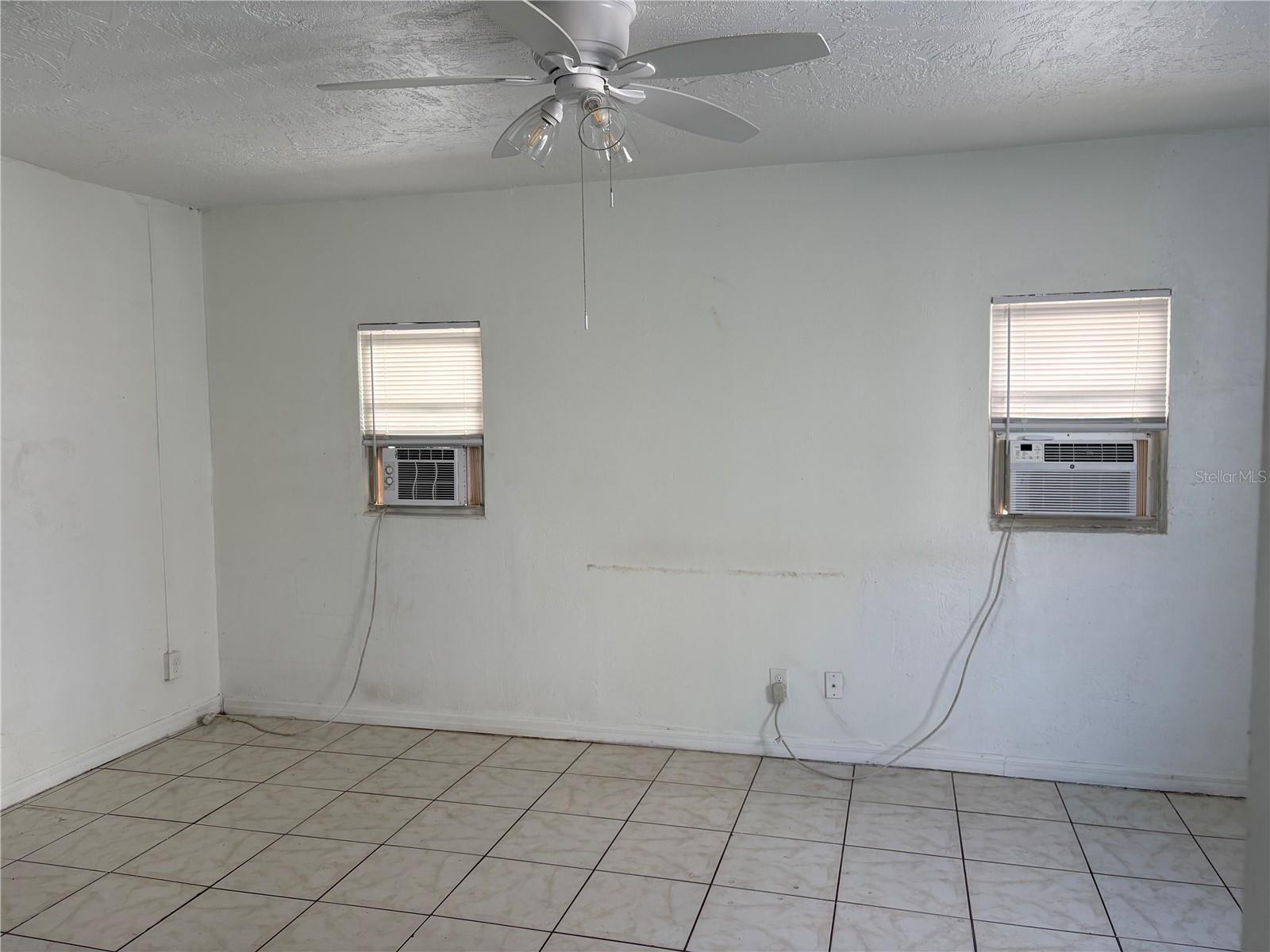 Image 28 of 29 For 416 Skinner Boulevard