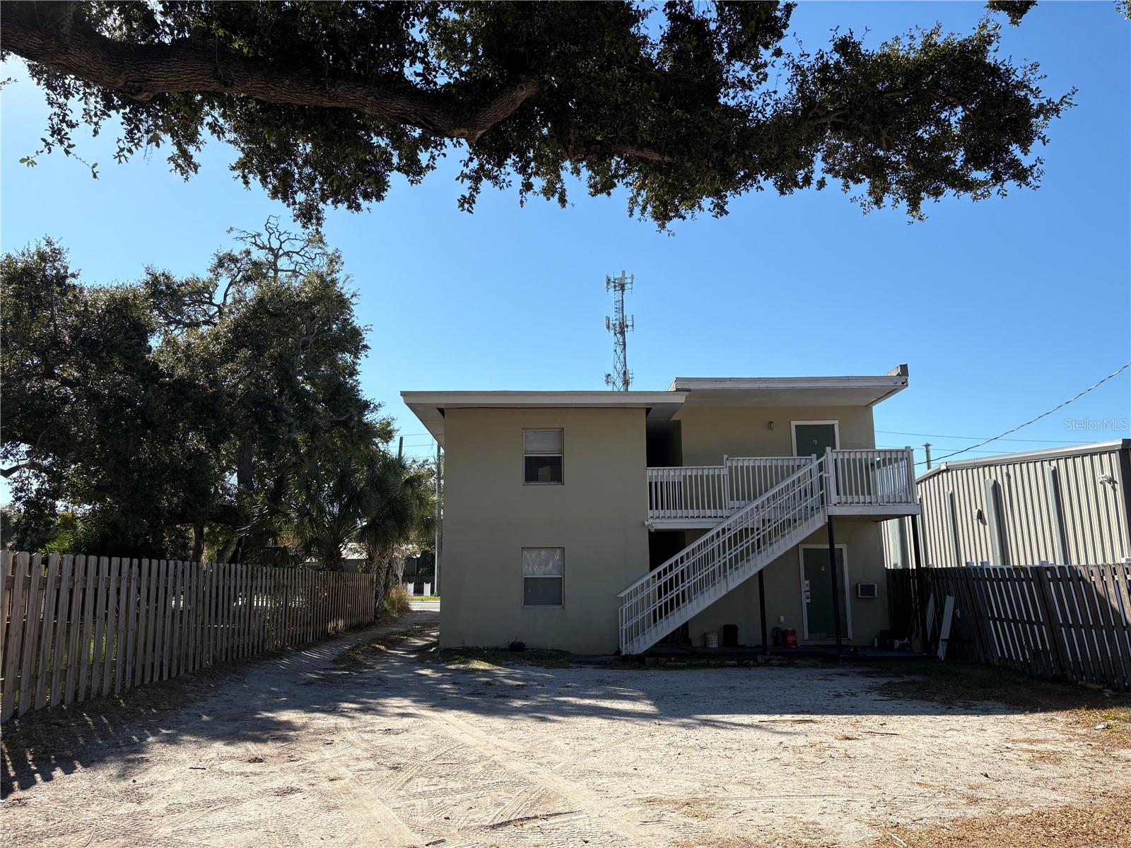 Image 6 of 29 For 416 Skinner Boulevard