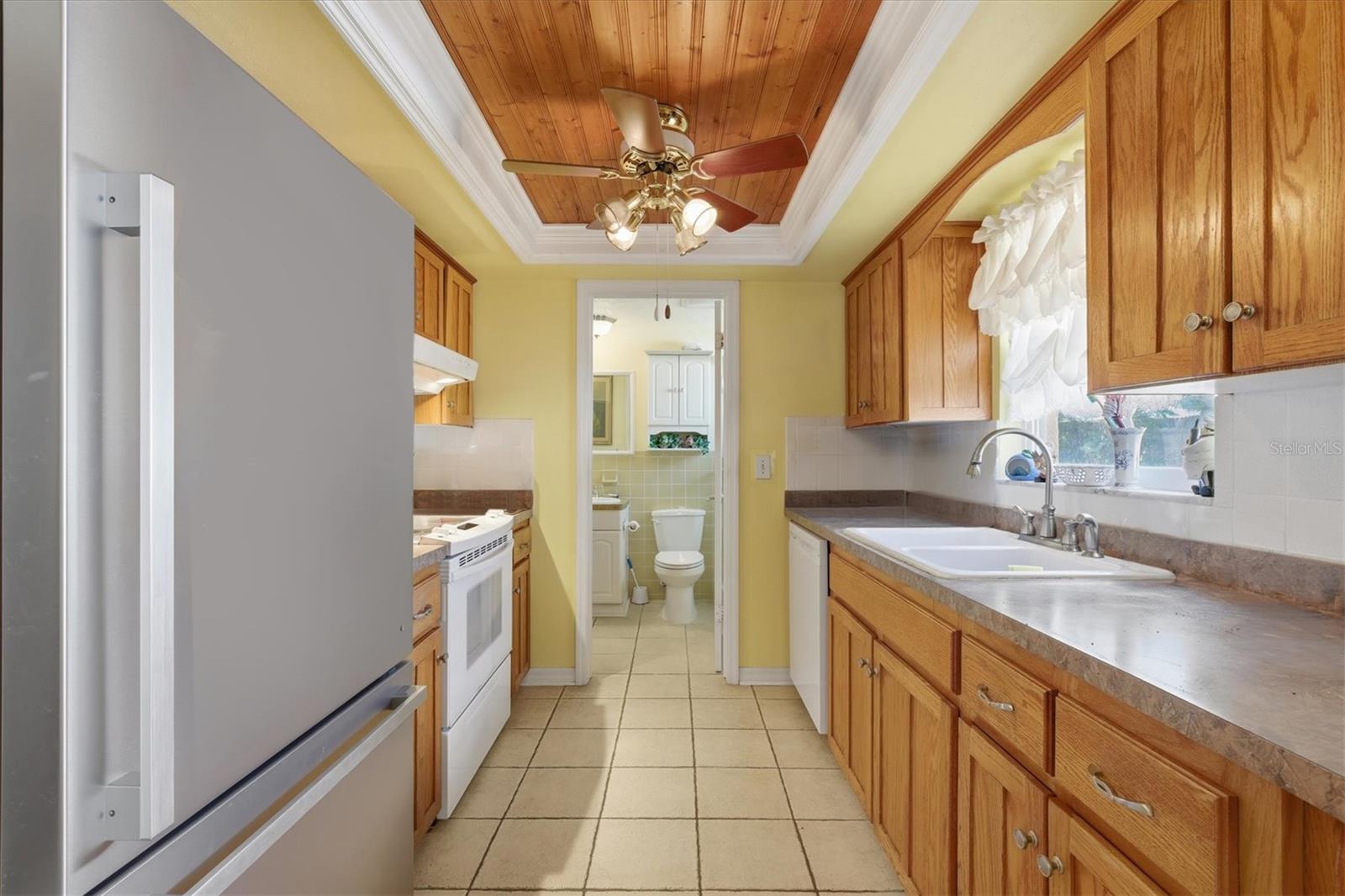 Image 11 of 25 For 5635 Perkin Drive